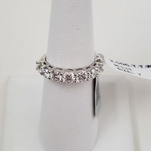 14K White Gold 2 CTW Diamond 7 Stone Ring Size 7